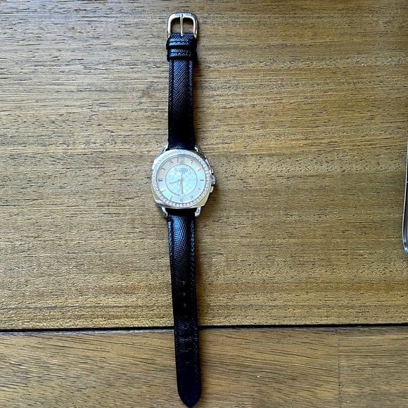 COACH WATCH SILVER BLACK LEATHER CRYSTALS - Picture 4 of 8